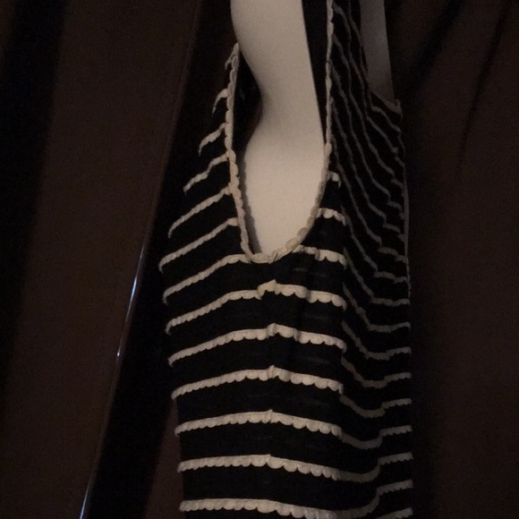 EUC MAX Studio Black and Cream Ribbed Dress - Picture 5 of 6